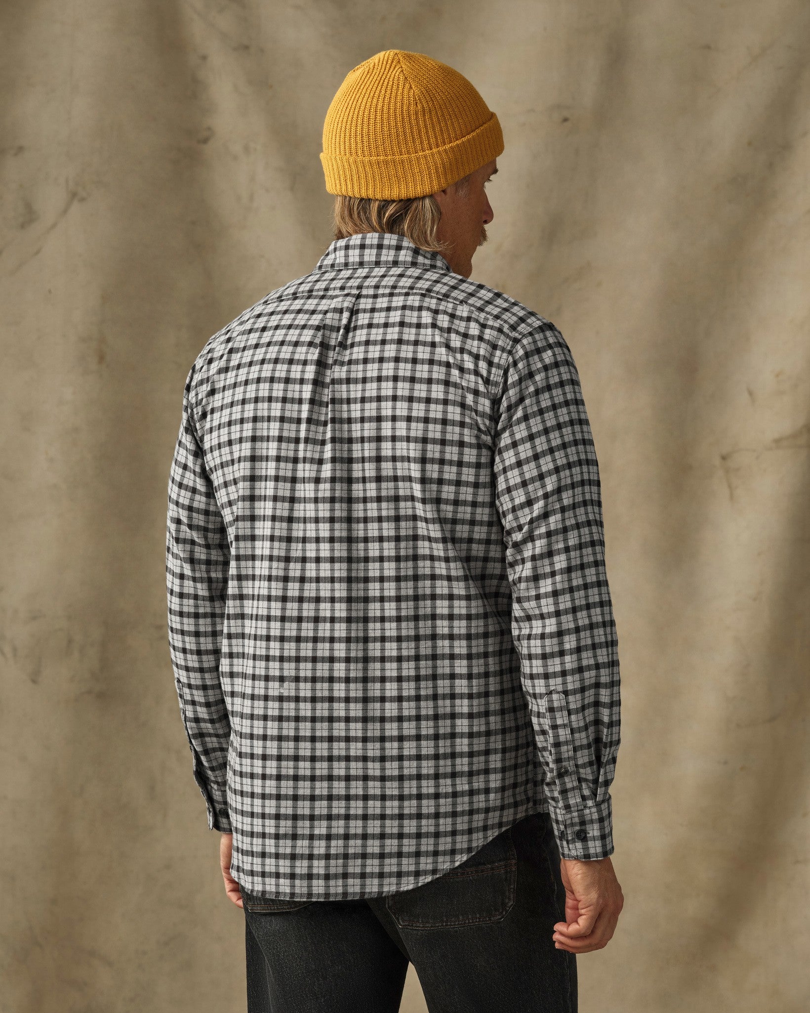 Lightweight Alaskan Guide Shirt - Light Charcoal Plaid - Image 2