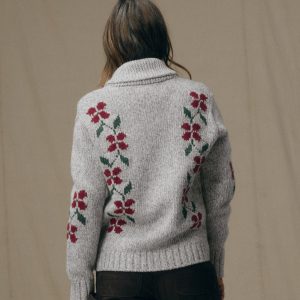 Alternative view of Women's Zippered Wool Sweater - Gray / Flower