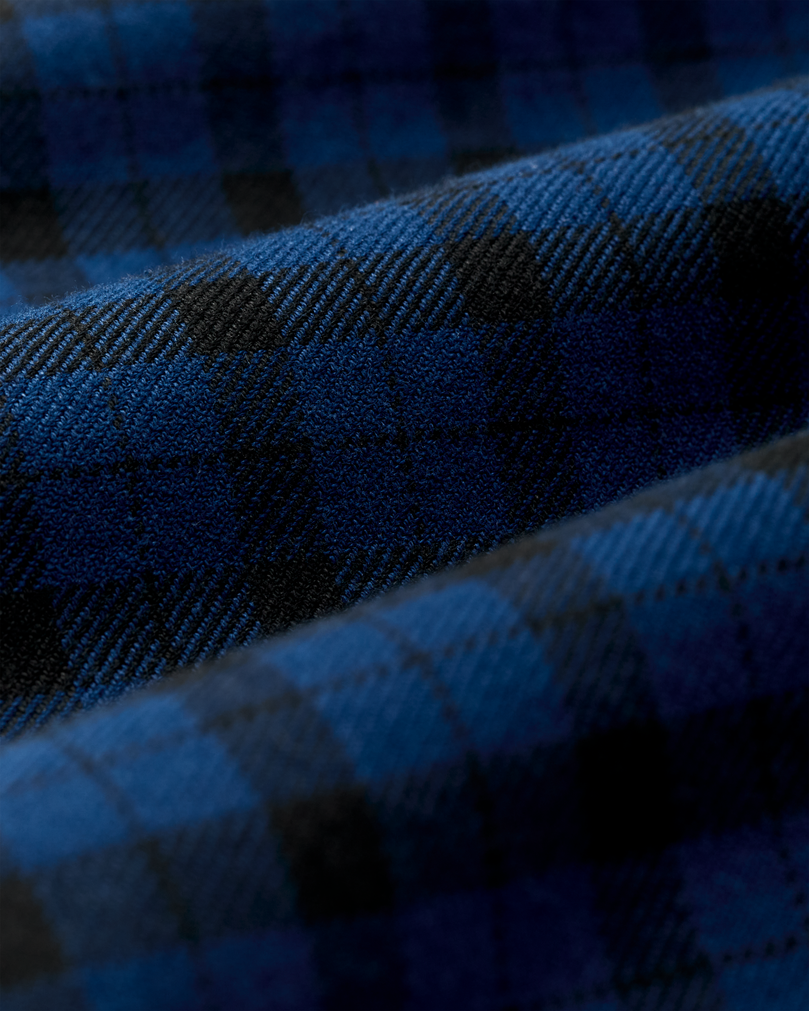Lightweight Alaskan Guide Shirt - Deep Blue / Black Plaid - Image 8