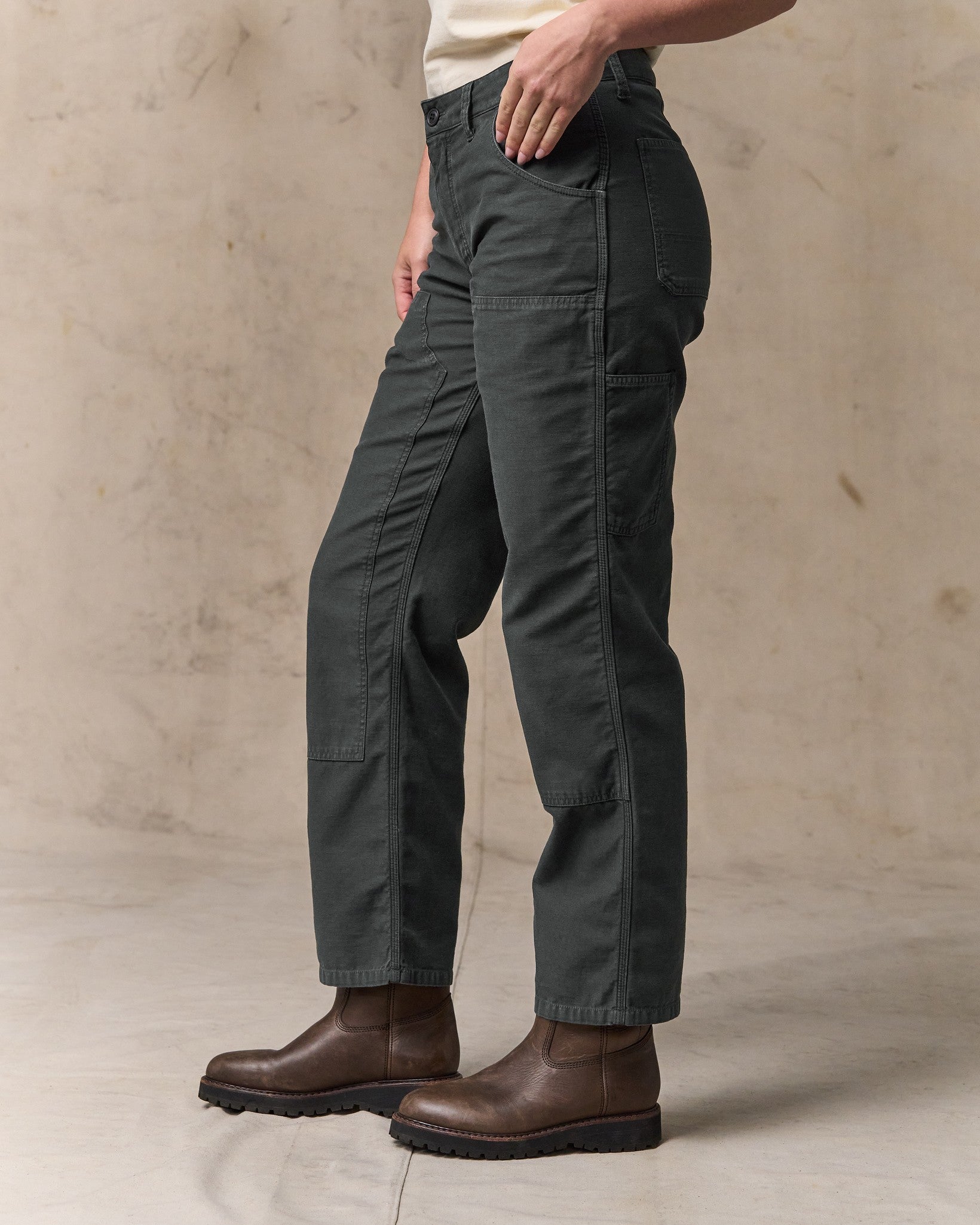 Women's Field Double-Front Pants - Faded Black - Image 3