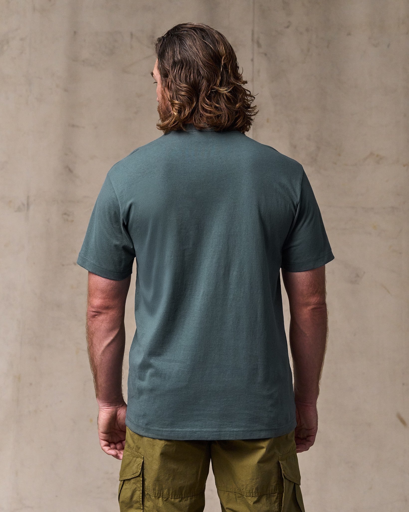 Outfitter Pocket T-shirt - Dark Slate - Image 2