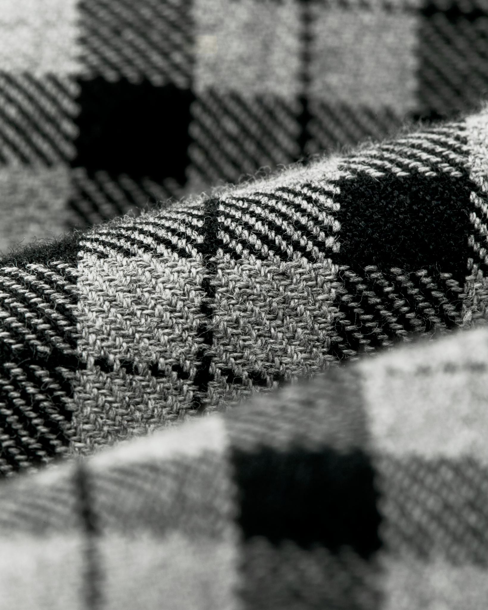 Lightweight Alaskan Guide Shirt - Light Charcoal Plaid - Image 8